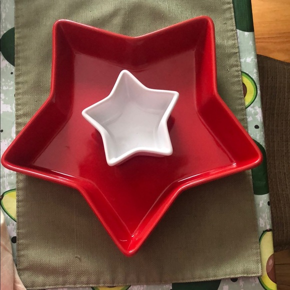 chantal Other - Red Star-Shaped Serving Dish with White Star Bowl